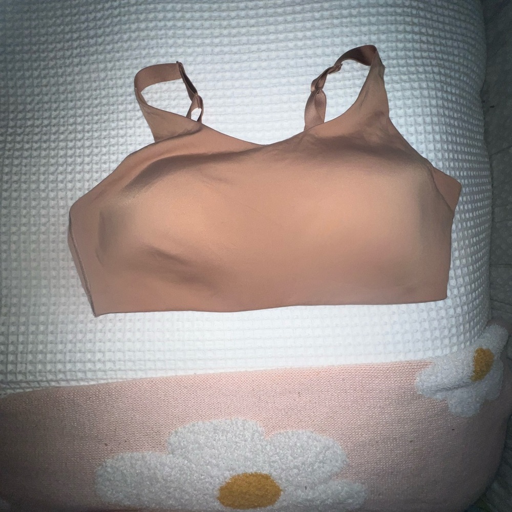 Lululemon In Alignment Bra - Picture 7 of 9